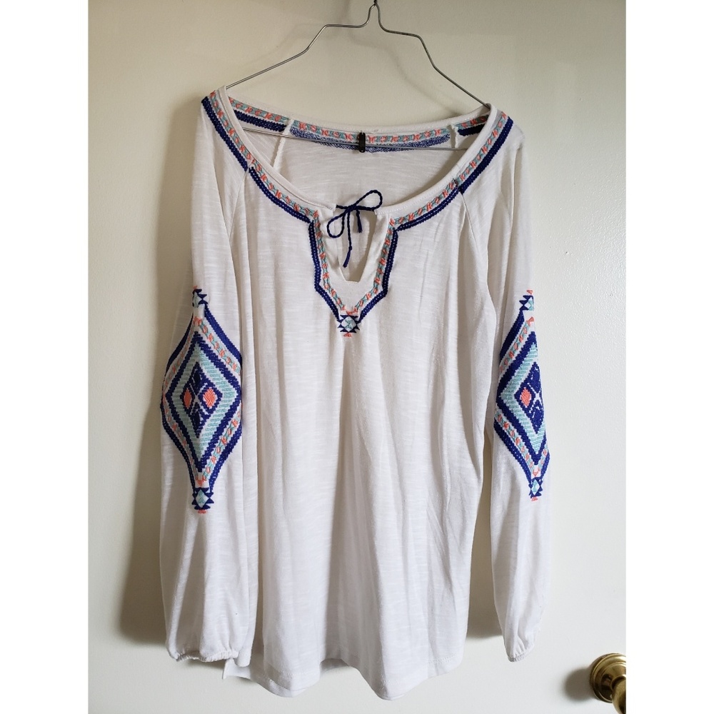 Embroidered boho long sleeve